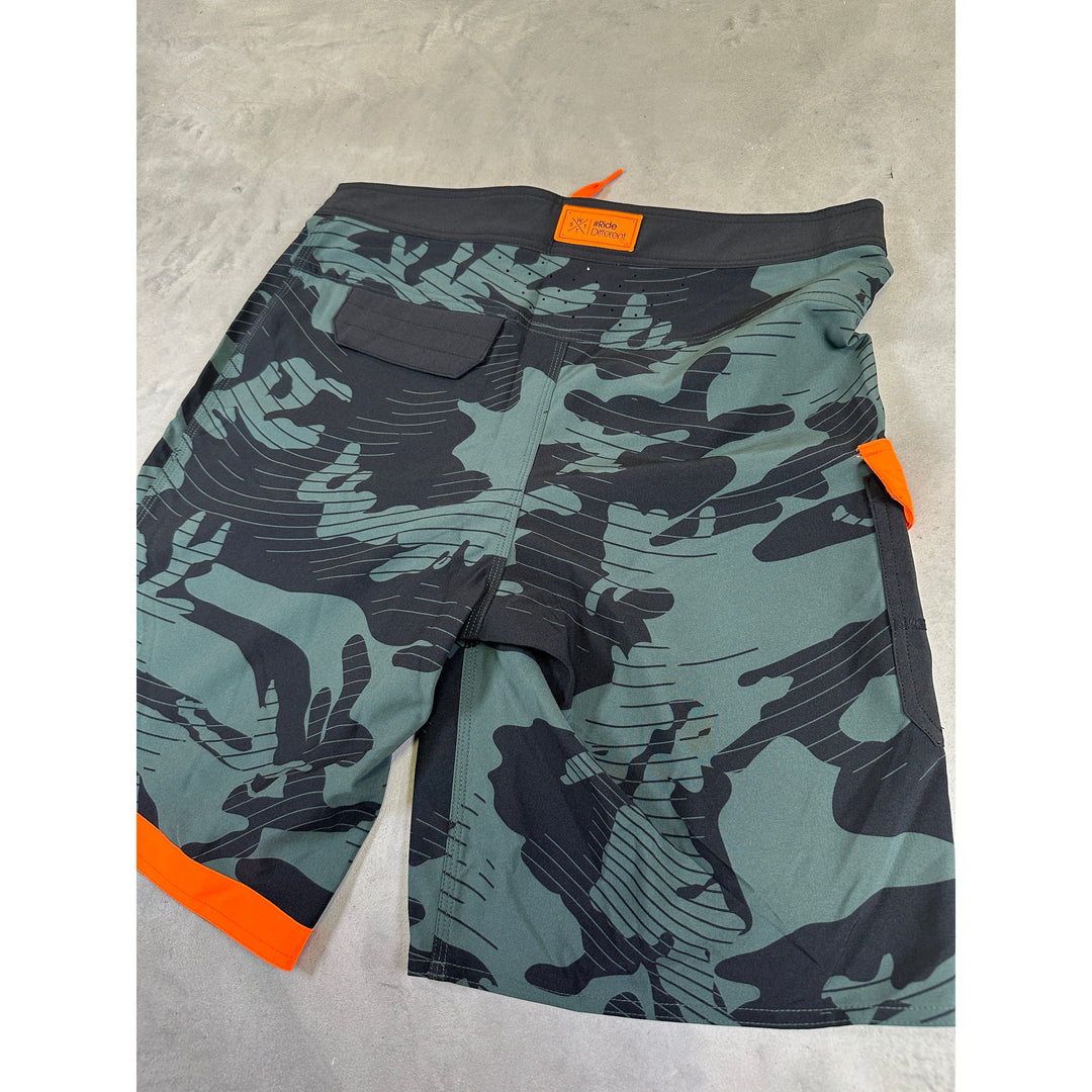 WATTS Maverick Boardshorts