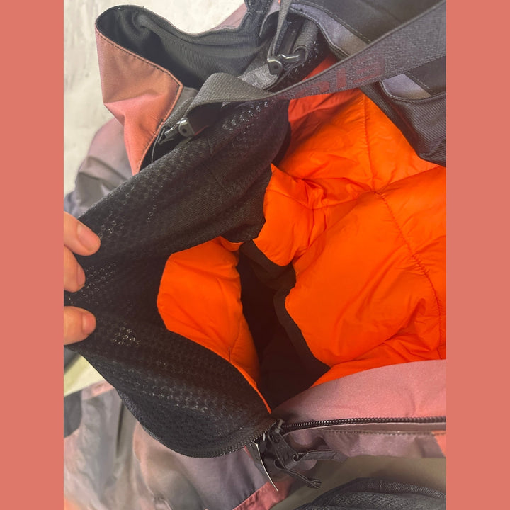 686 Womens Geode Thermagraph Bib pants - Hot Coral Oil Slick - SAMPLE DROP