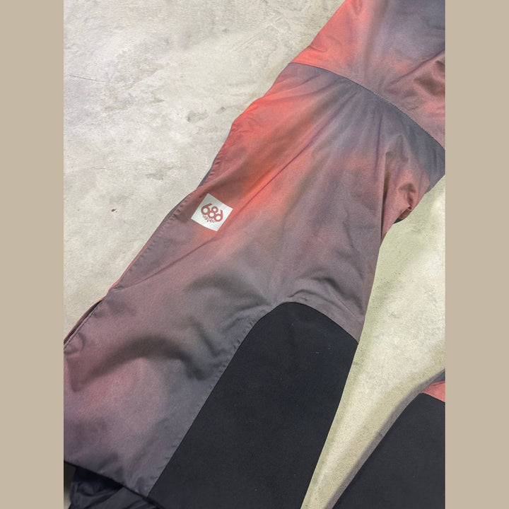 686 Womens Geode Thermagraph Bib pants - Hot Coral Oil Slick - SAMPLE DROP