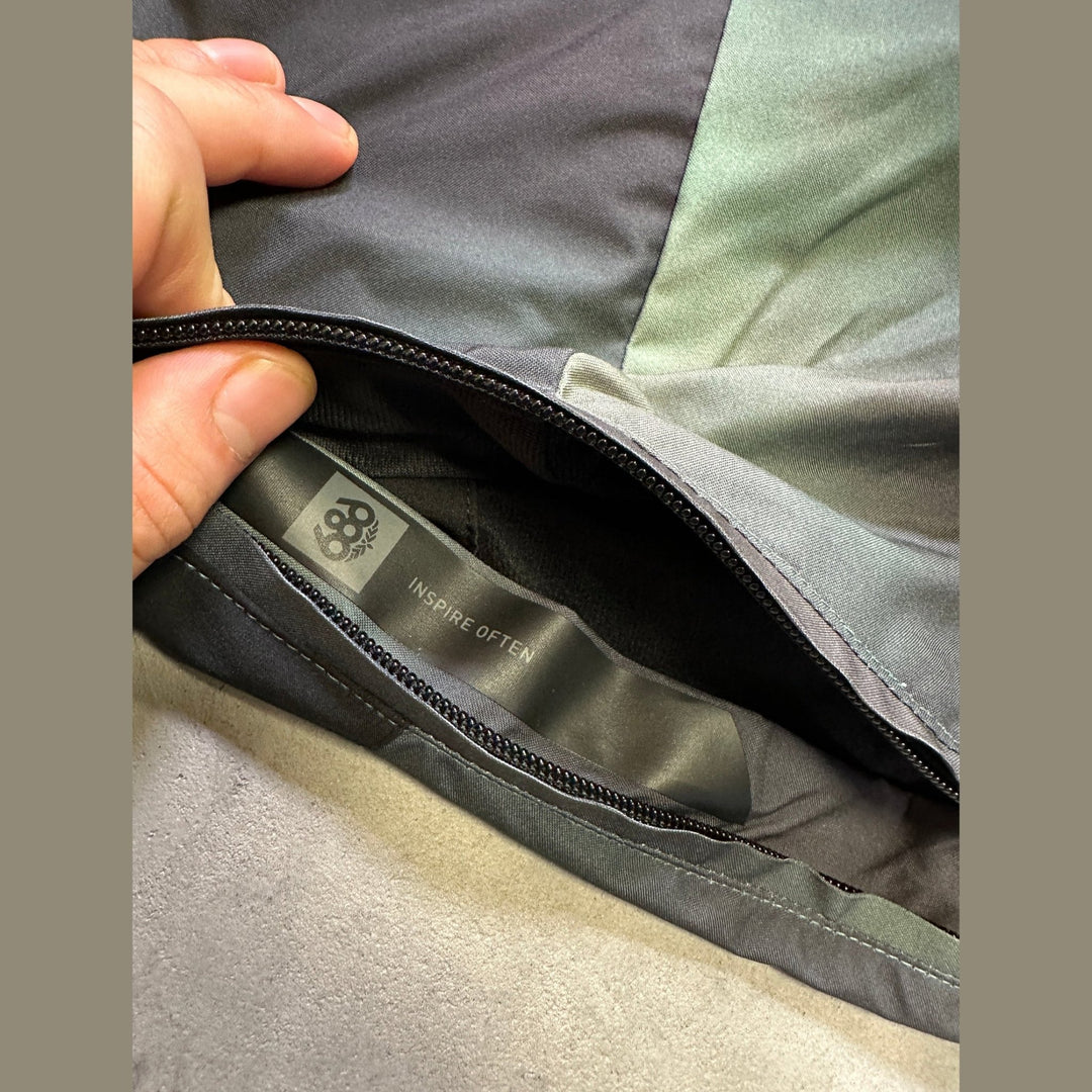 686 Womens Geode Thermagraph Bib pants - Spearmint Spray - SAMPLE DROP