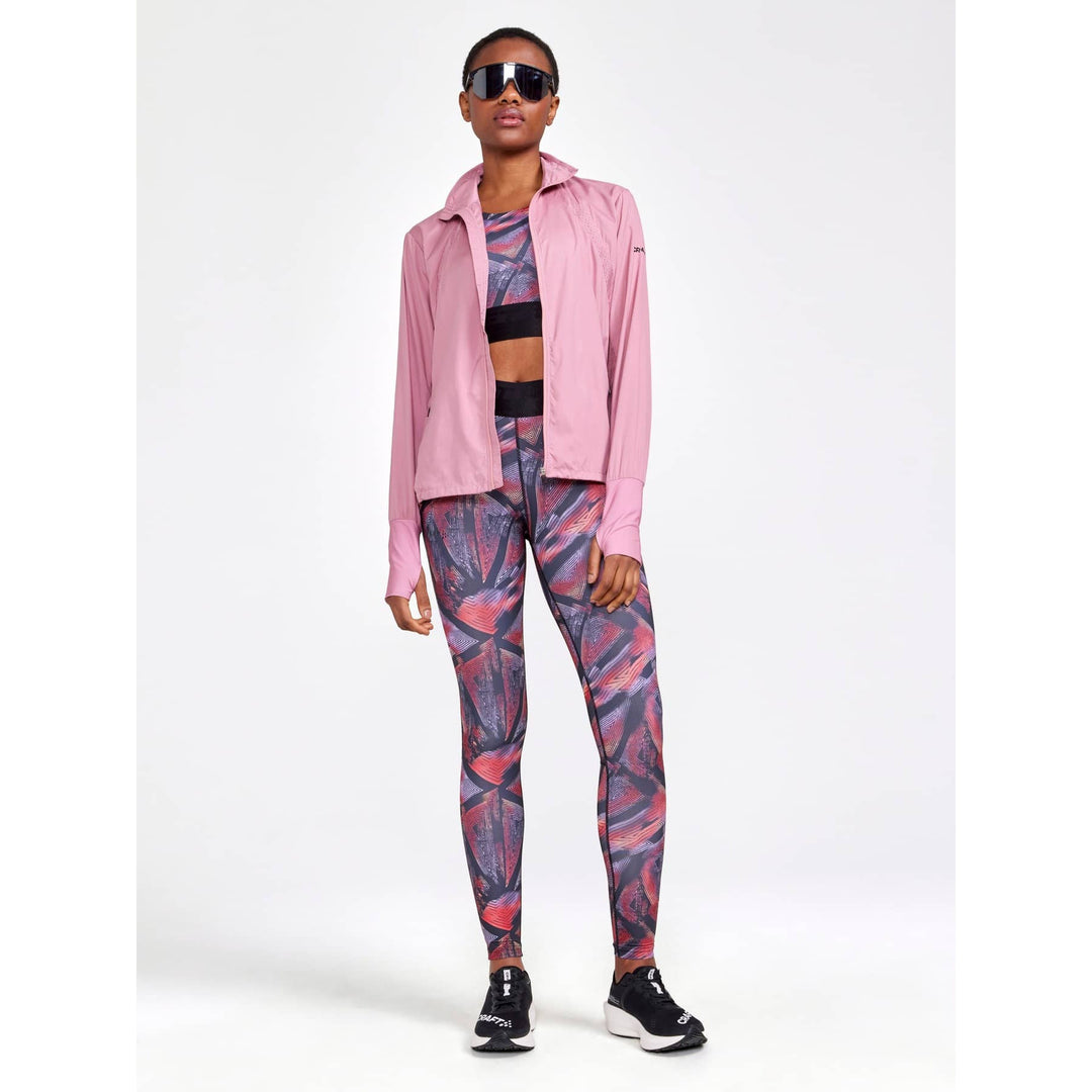 Packable women’s wind jacket designed for cycling, running and outdoor training.