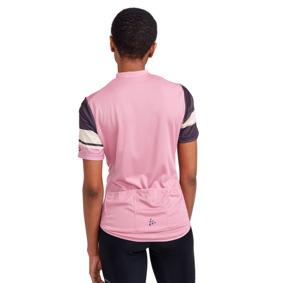 Women’s Core Endur Logo cycling jersey — short-sleeve, regular fit, with full-length front zipper and three rear pockets.
