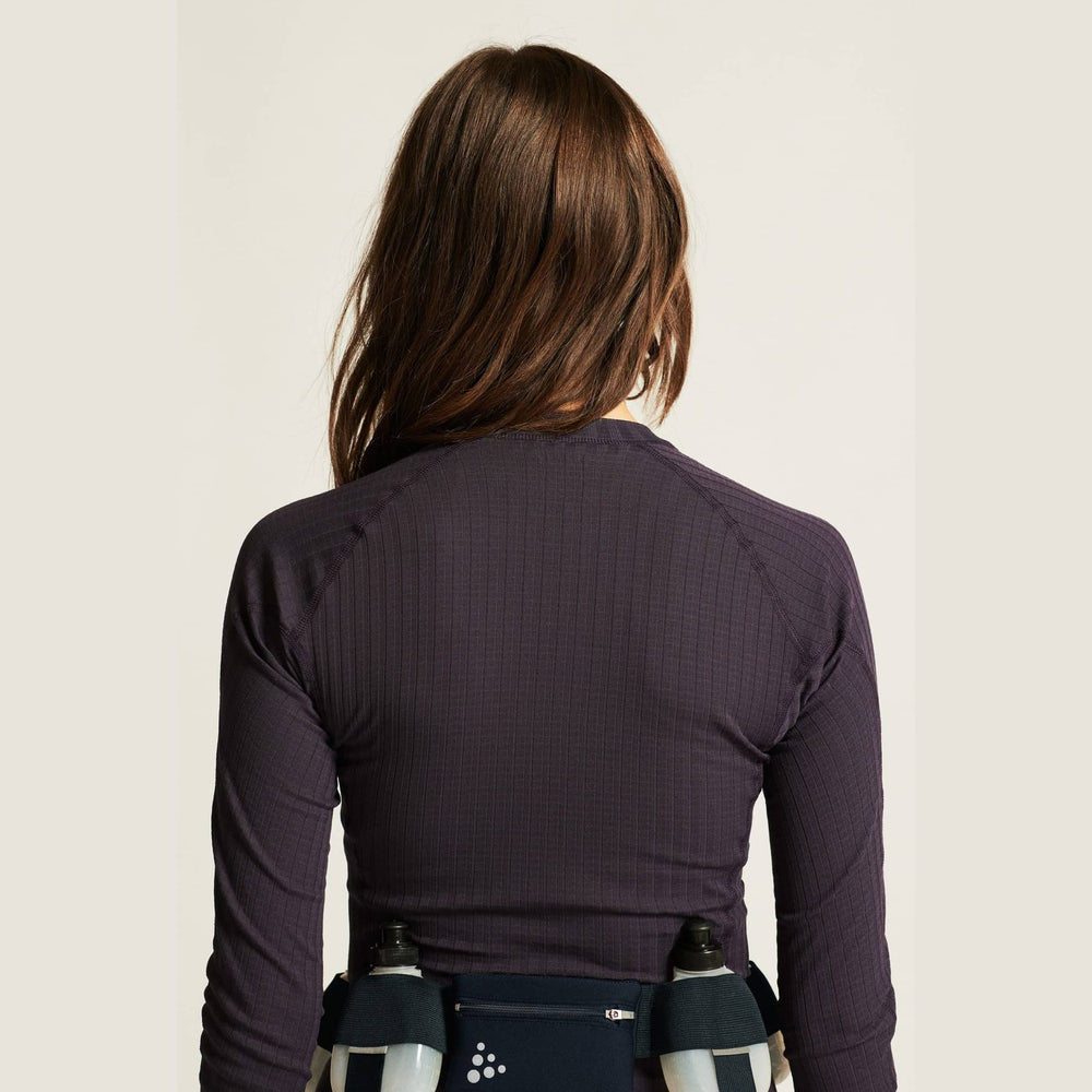 Technical long-sleeve base layer for outdoor training