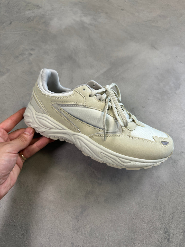 MOONSTAR ET002 STUDEN