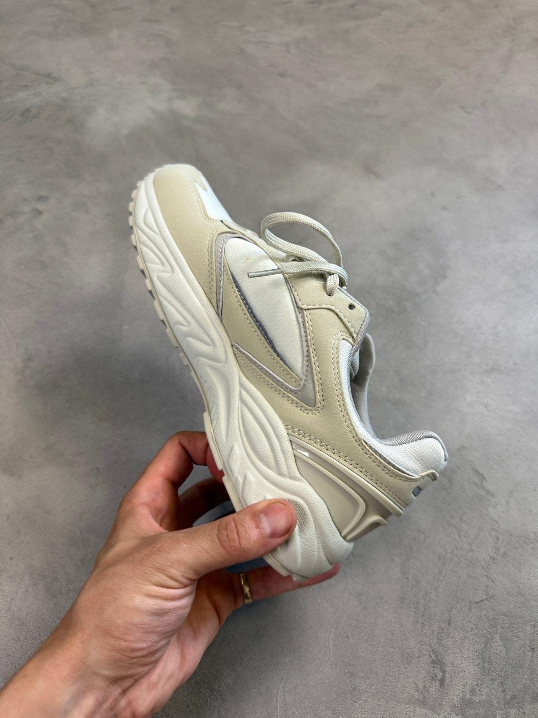 MOONSTAR ET002 STUDEN
