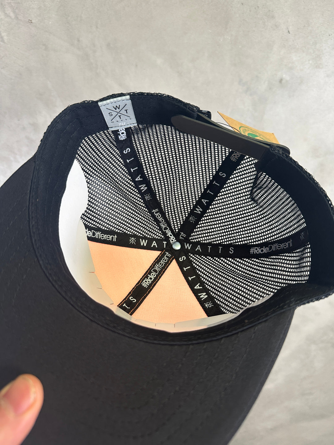 WATTS X-Cruz Cap -Neon Coral