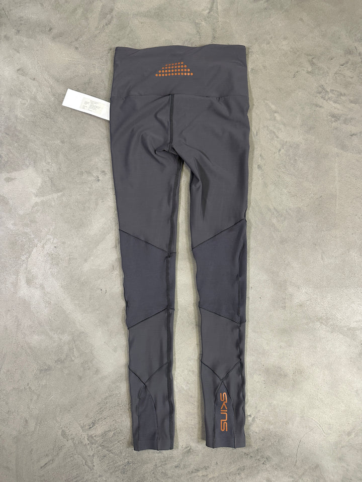 SKINS Series-5 Women’s Skyscraper Tights – Charcoal