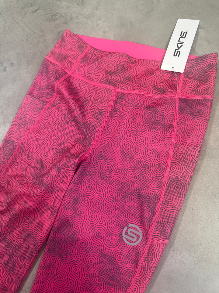 SKINS SERIES-3 Women’s Long Tights PKT 2.0 – Pink Tex