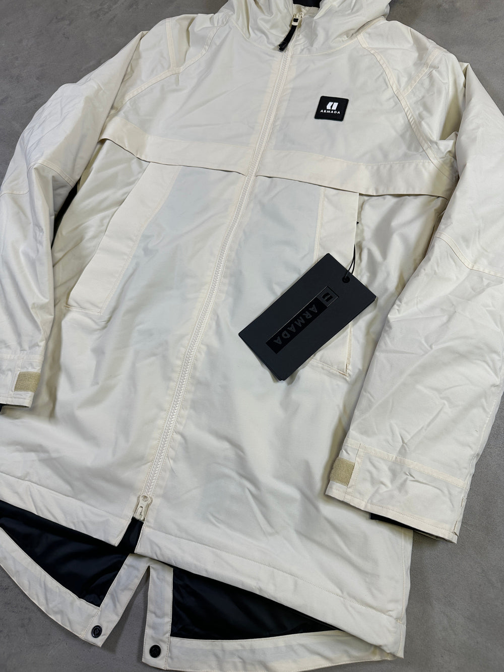 Armada Addisen 2L women’s insulated ski and snowboard jacket with waterproof breathable construction. cream