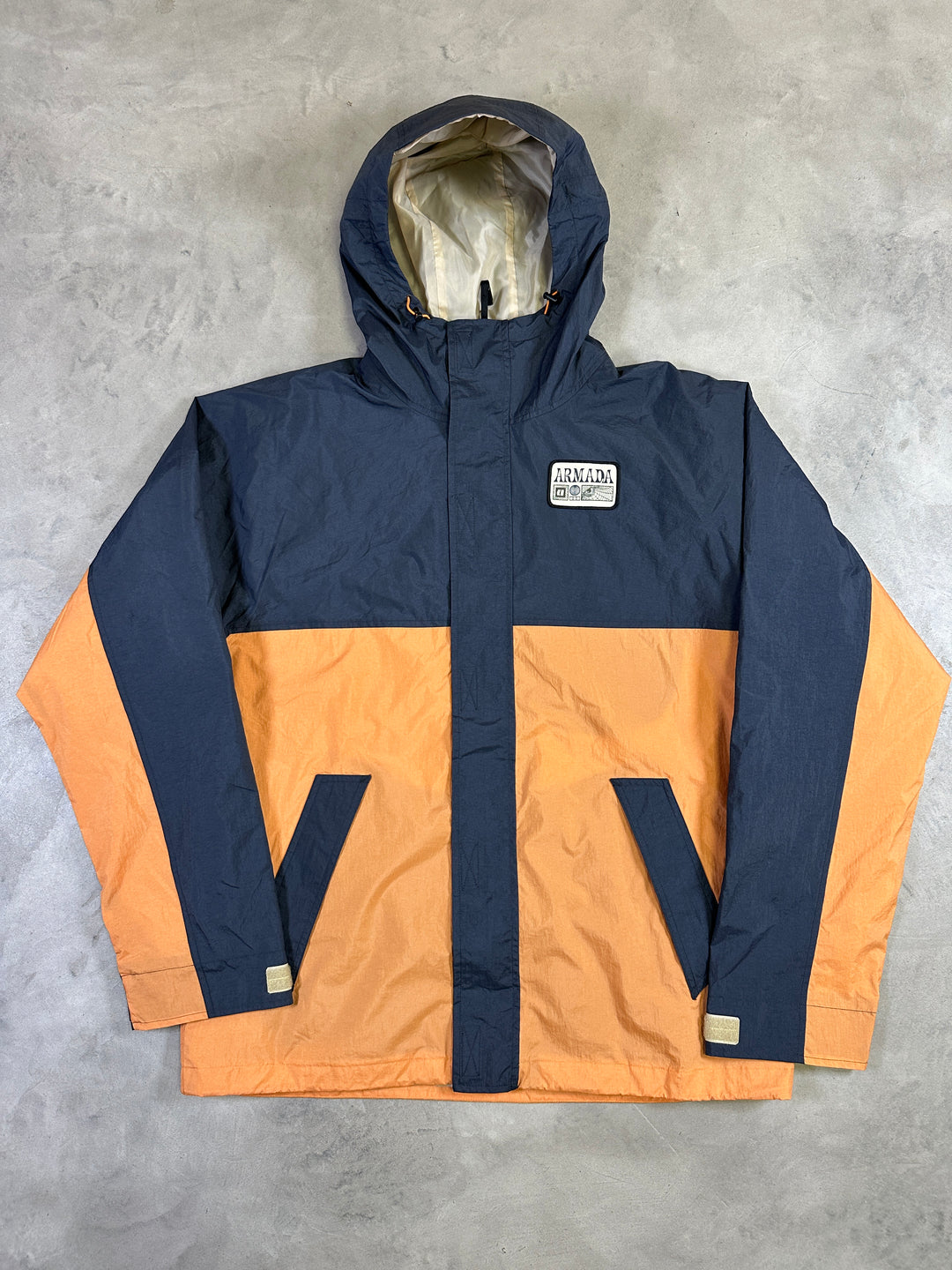 Armada Murph lightweight windbreaker jacket with wind-resistant fabric and relaxed fit. Sienna indigo