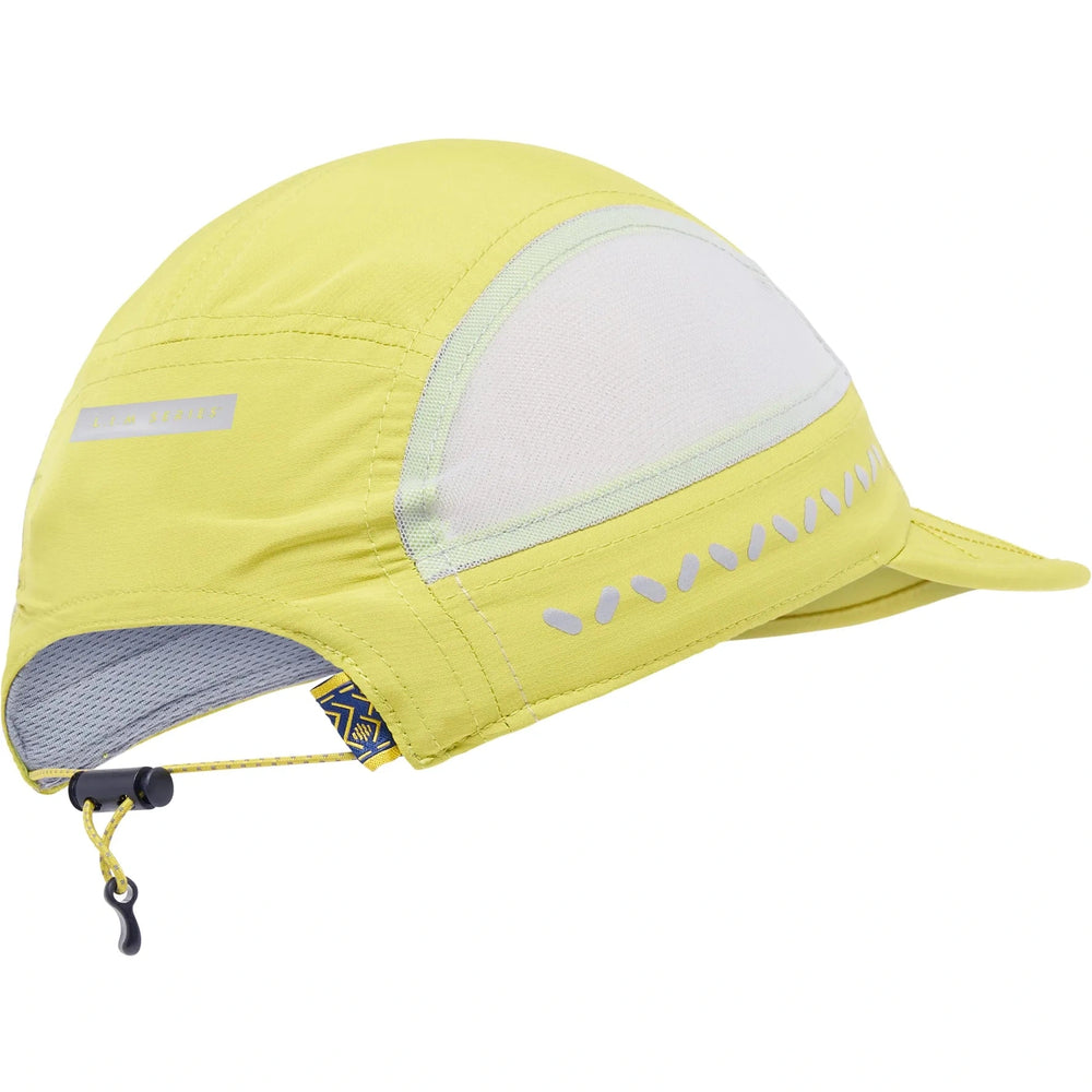 Breathable mesh running cap by Haglöfs