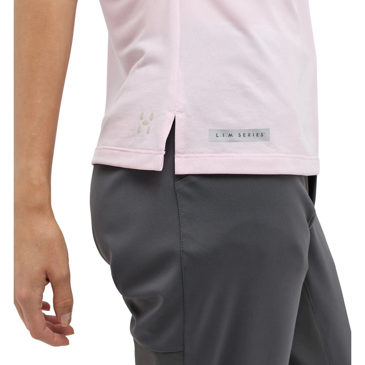 Technical trail running tank with moisture-wicking fabric