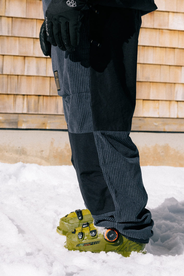 686 Ghost™ 2.5L Pant in Navy Wide Wale Corduroy - view 5