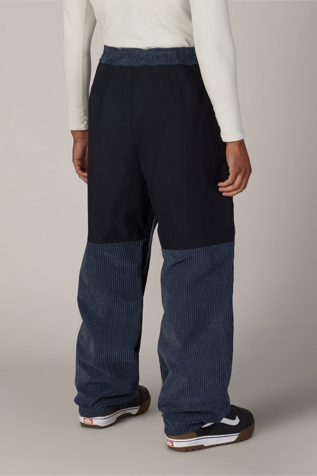 686 Ghost™ 2.5L Pant in Navy Wide Wale Corduroy - view 7