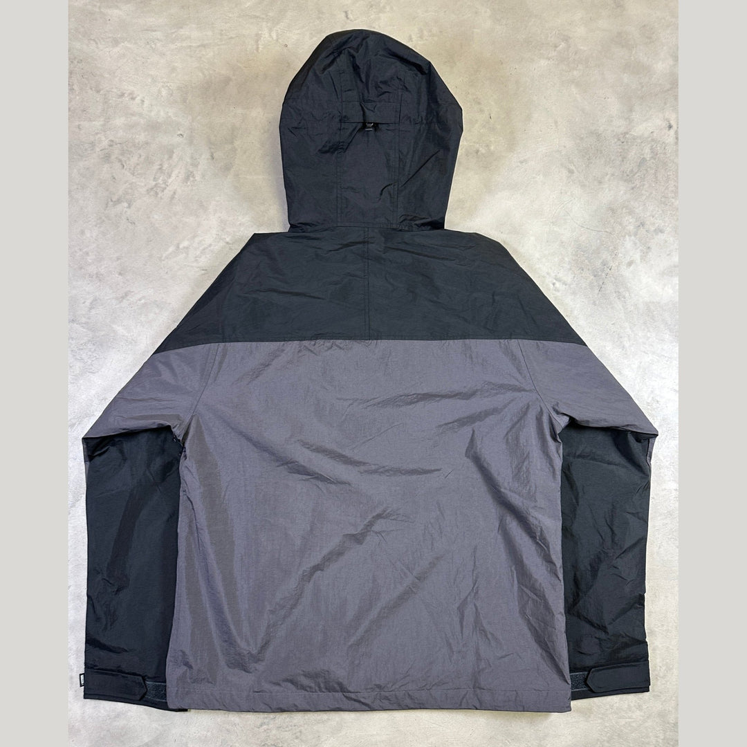 Armada Murph Windbreaker - Black Anthracite - SAMPLE DROP