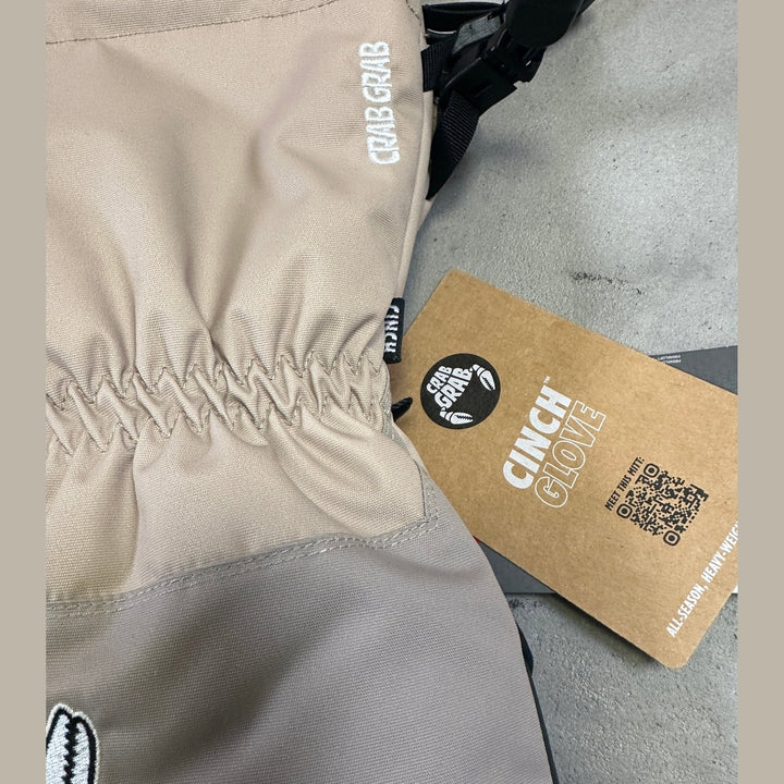 Crab Grab The Cinch Glove - Oyster - SAMPLE DROP