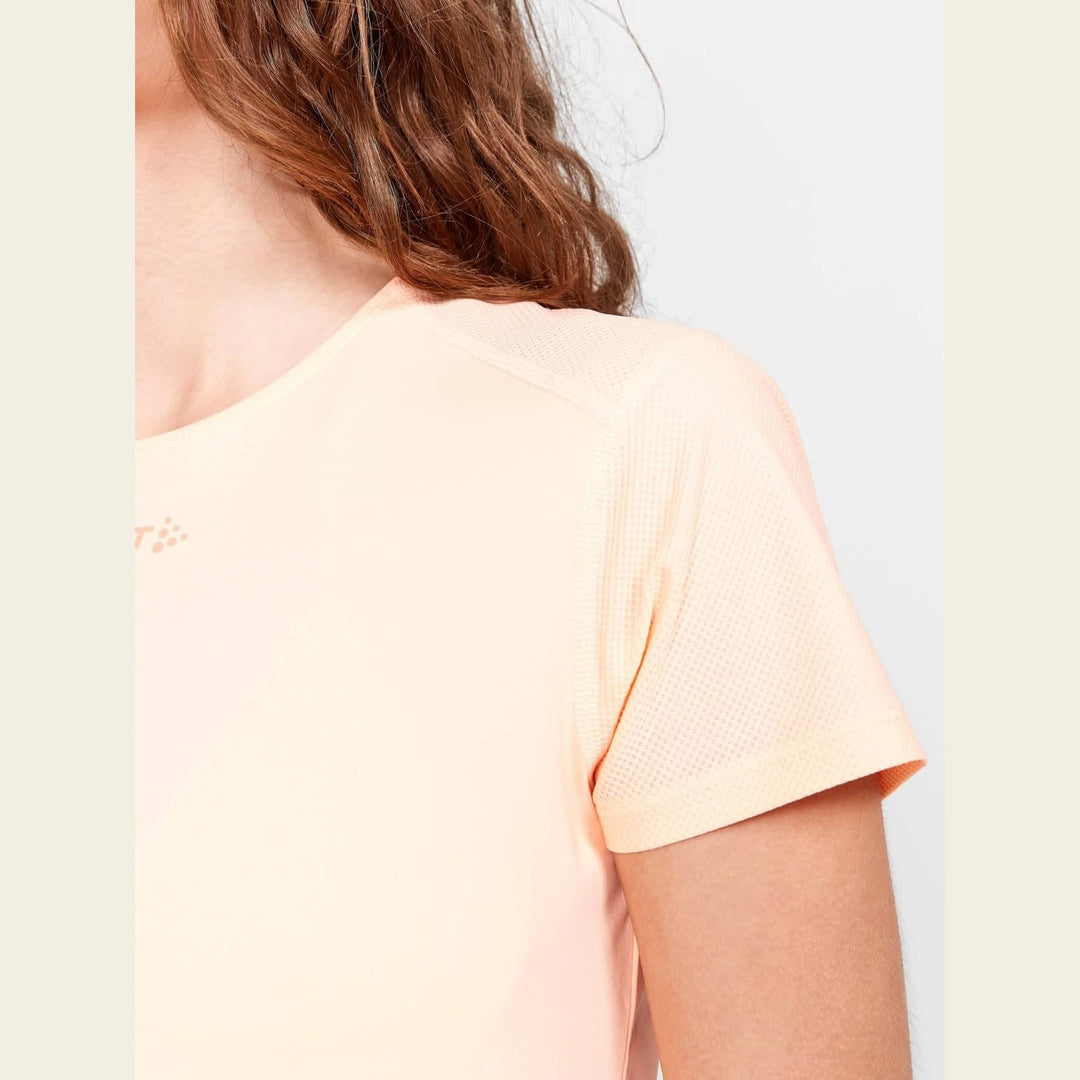 Craft ADV Essence SS Slim Tee W - Cosmo - SAMPLE DROP