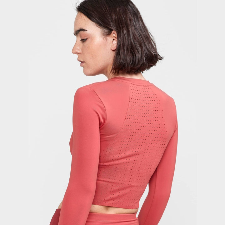 Craft ADV Tone Cropped Top W - Astro - SAMPLE DROP