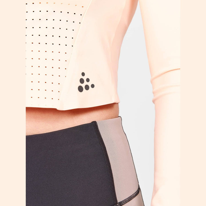 Craft ADV Tone Cropped Top W - Cosmo - SAMPLE DROP