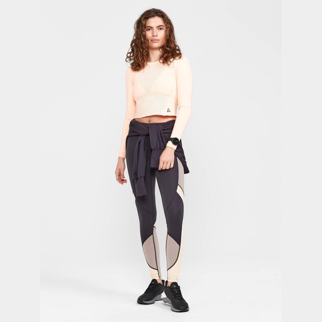 Craft ADV Tone Cropped Top W - Cosmo - SAMPLE DROP