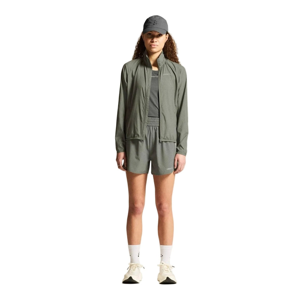 Craft CORE Essence Wind Women’s Jacket Leaf M worn by runner outdoors