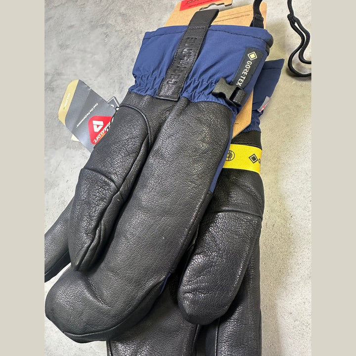 Dakine Baron Gore - Tex Trigger Mitt - Naval Academy - SAMPLE DROP