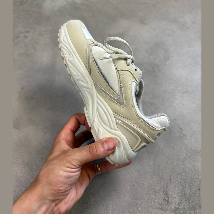 MOONSTAR ET002 STUDEN - SAMPLE DROP