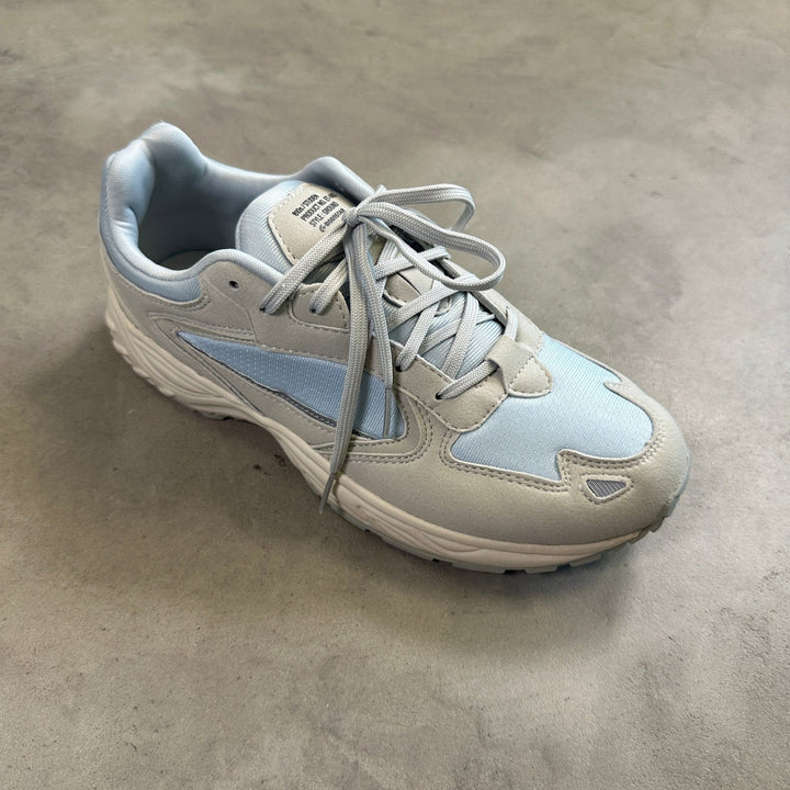 MOONSTAR ET002 STUDEN - SAMPLE DROP