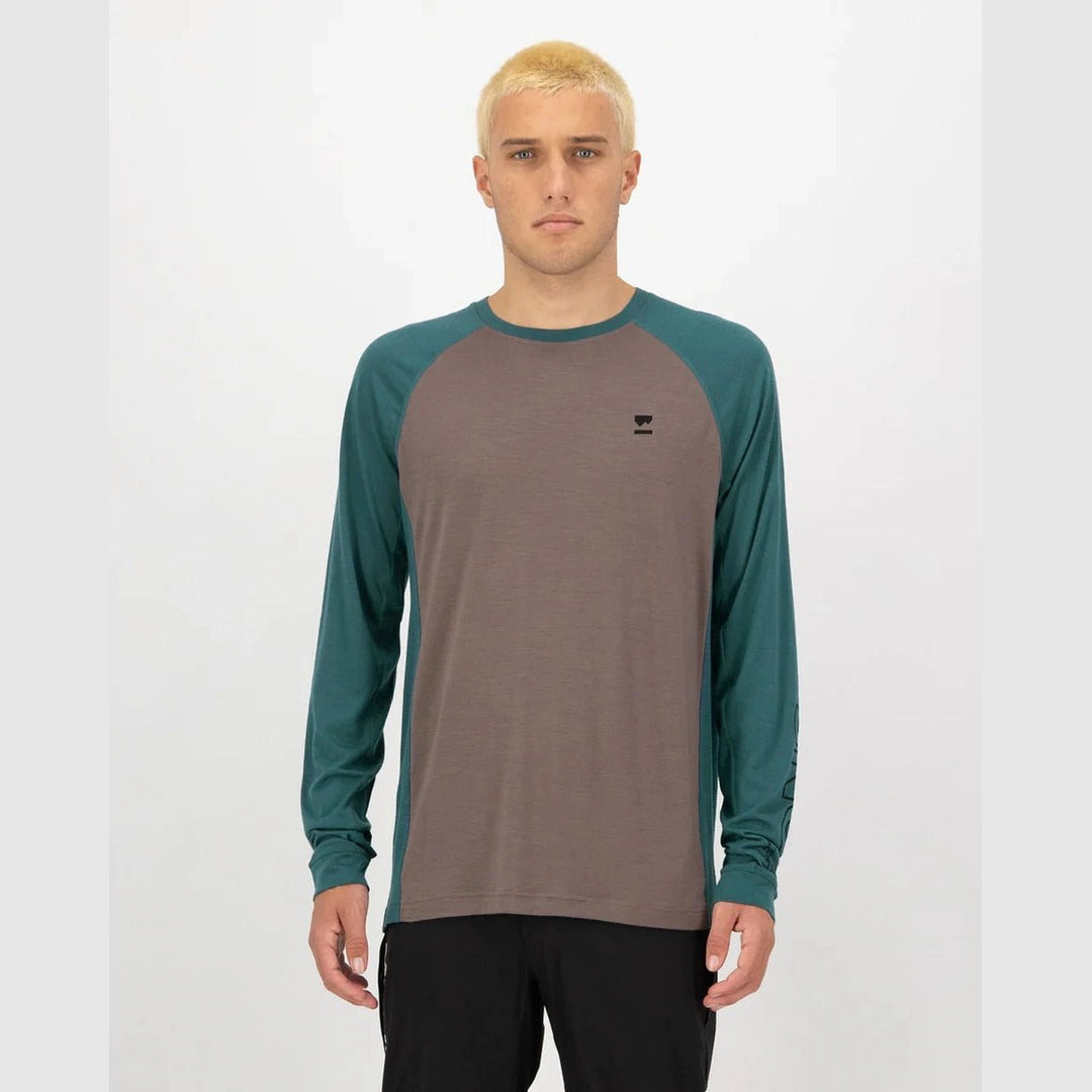 Tarn Mens Merion Shift LS Logo - SAMPLE DROP