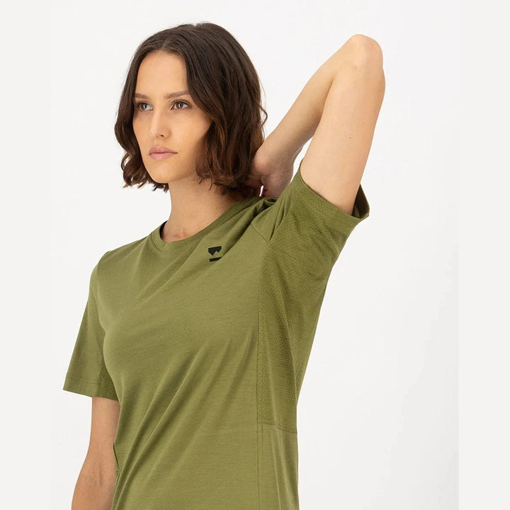 Tarn Merino Shift Womens Tee Logo - SAMPLE DROP