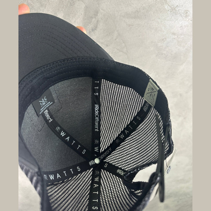 WATTS X-Cruz Cap -Black Camo - SAMPLE DROP